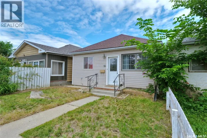 460 Iroquois STREET W, Moose Jaw, Saskatchewan S6H5B3