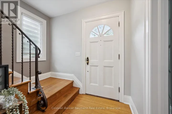 780
