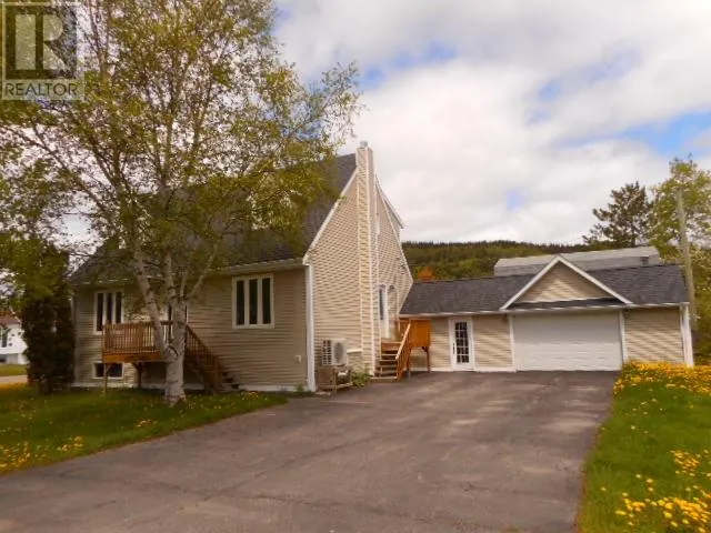 11 Circular Road, Springdale, Newfoundland & Labrador A0J1T0