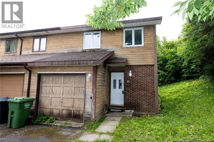38 Angelview Court, Fredericton, New Brunswick E3B7A8