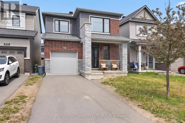 709 SAMANTHA EASTOP AVENUE, Ottawa, Ontario K2S2A9