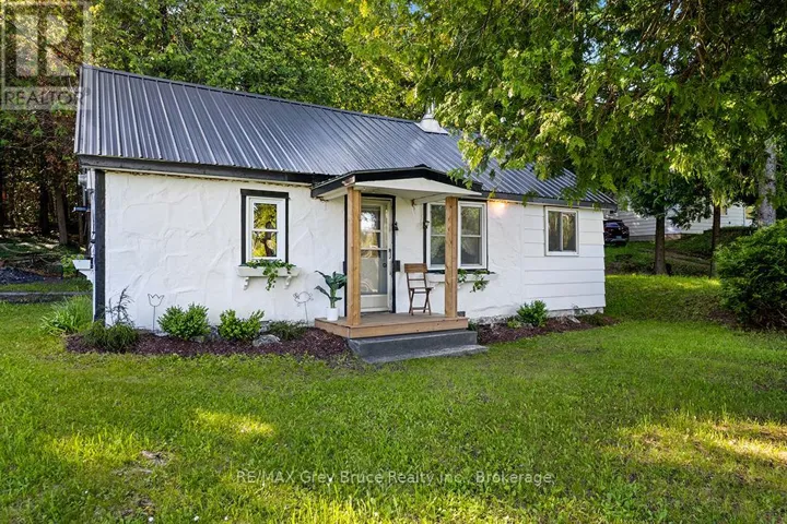 609 STOKES BAY ROAD, Northern Bruce Peninsula, Ontario N0H2M0