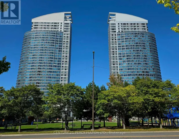 2108 - 36 LEE CENTRE DRIVE, Toronto (Woburn), Ontario M1H3K2