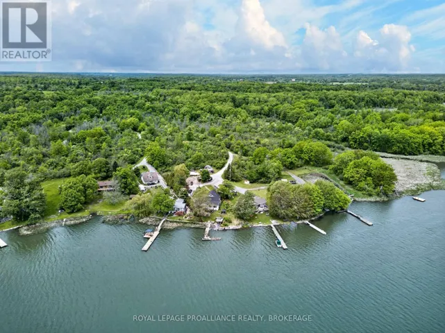 229 JOHNSON BAY LANE, Frontenac Islands (Howe Island), Ontario K7G2V6