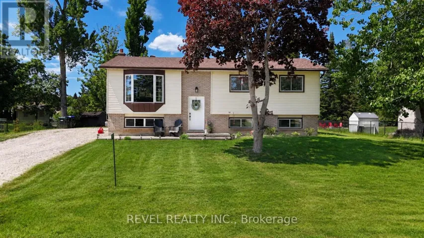 4 ROBBINS DRIVE, Oro-Medonte (Warminster), Ontario L0K2G0