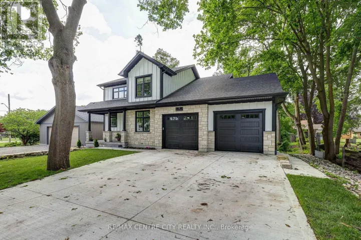 9 DELEVAN CRESCENT, Tillsonburg, Ontario N4G3M6