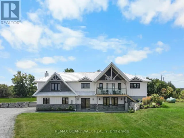 205 WESTAR FARM WAY, Ottawa, Ontario K0A1B0
