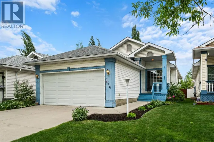 126 Douglas Glen Close SE, Calgary, Alberta T2Z3G1
