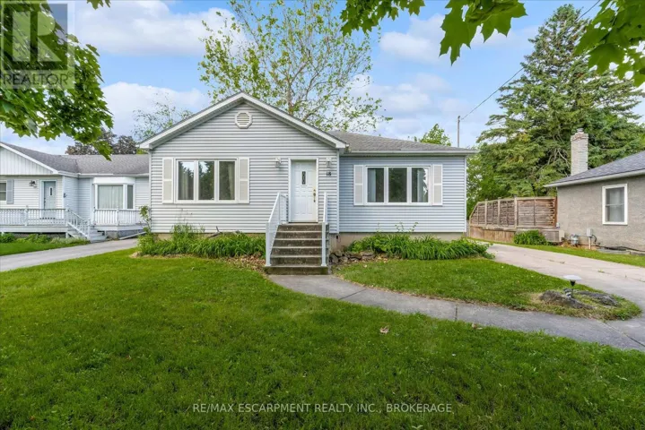 1 - 18 BONAVEM DRIVE, St. Catharines (Fairview), Ontario L2N1X8