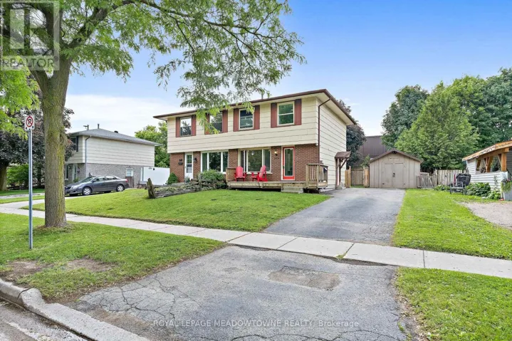 370 ARGYLL STREET, Centre Wellington (Fergus), Ontario N1M2Y3