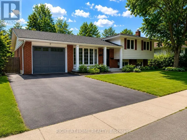 4440 COSBURN CRESCENT, Burlington (Shoreacres), Ontario L7L1S5