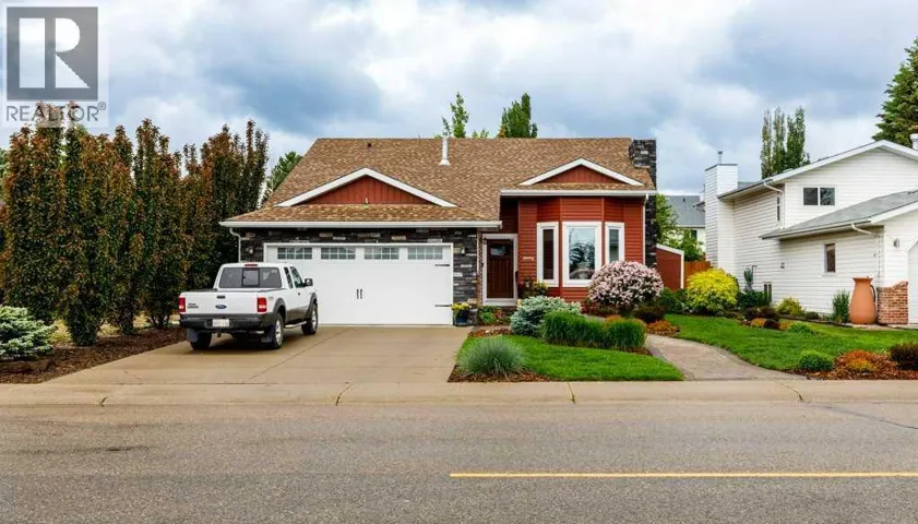 70 Douglas Avenue, Red Deer, Alberta T4R2G6