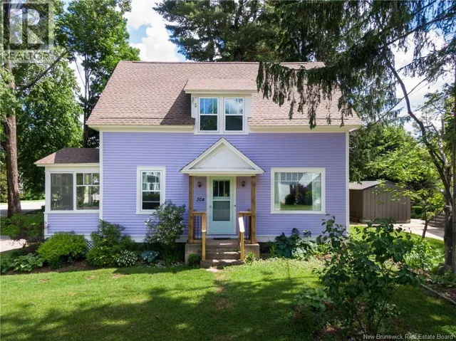 304 Woodstock Road, Fredericton, New Brunswick E3B2J1