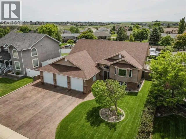 9 Cottonwood Close SW, Medicine Hat, Alberta T1B4R5