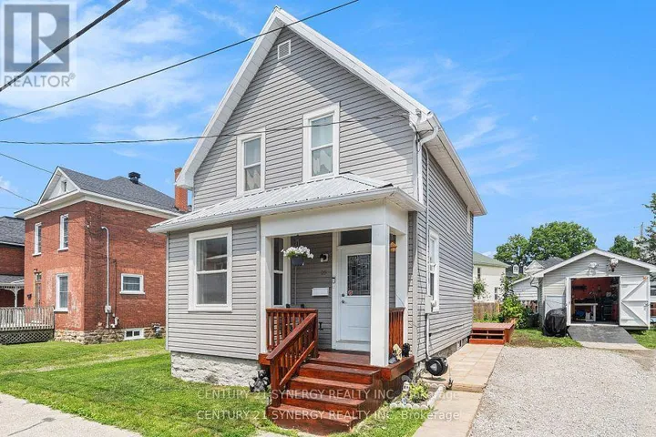 25 KENSINGTON AVENUE, Smiths Falls, Ontario K7A2K6