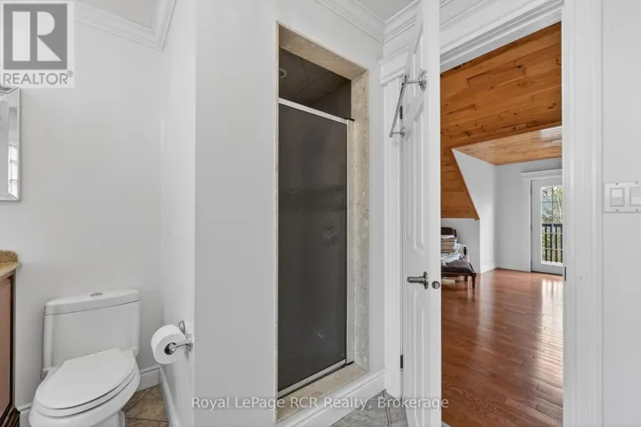 780
