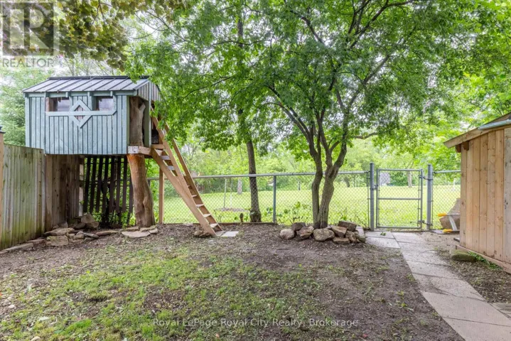 780