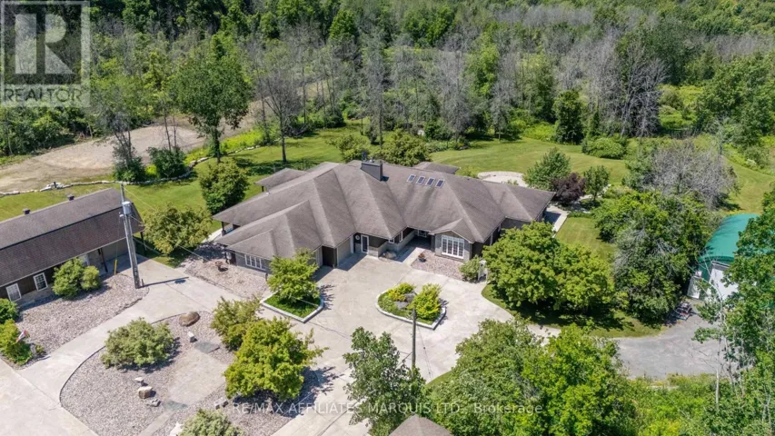 16401 COUNTY RD 2, South Stormont, Ontario K0C1P0
