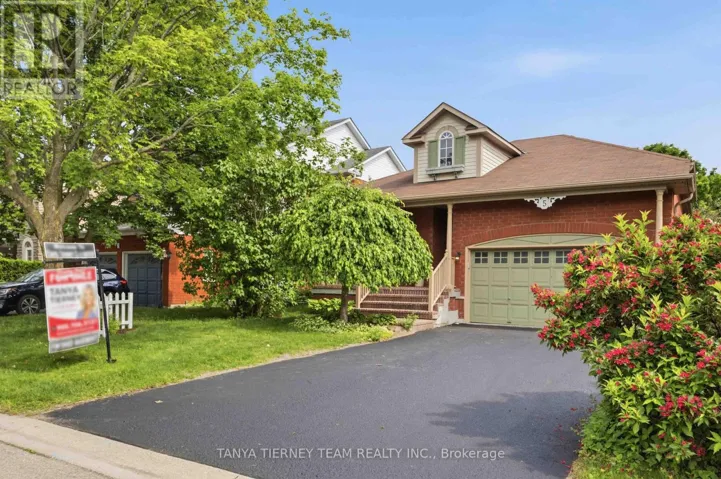 5 CODY AVENUE, Whitby (Brooklin), Ontario L1M1K8