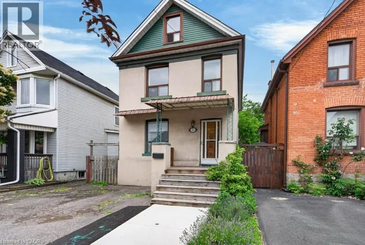 21 EAST BEND Avenue, Hamilton, Ontario L8L7E1
