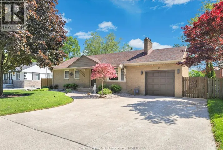2630 VIRGINIA PARK, Windsor, Ontario N9E2B4