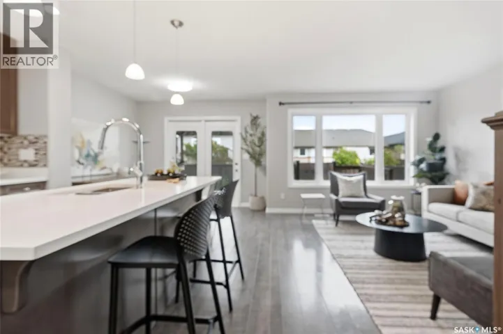 334 Dickson CRESCENT, Saskatoon, Saskatchewan S7T0T8