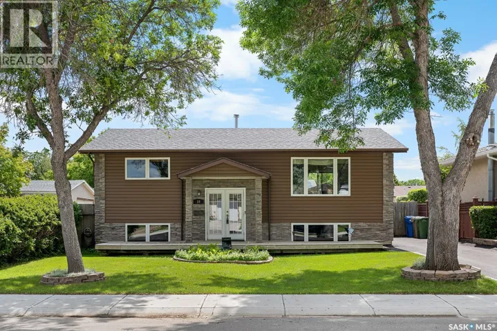10 Bastedo CRESCENT, Regina, Saskatchewan S4T6X9