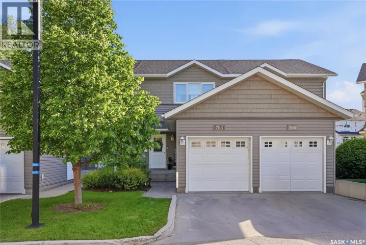 703 715 Hart ROAD, Saskatoon, Saskatchewan S7M3Y8