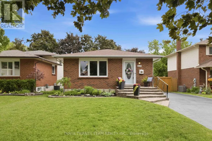 215 SENECA AVENUE, Oshawa (Samac), Ontario L1G3V5