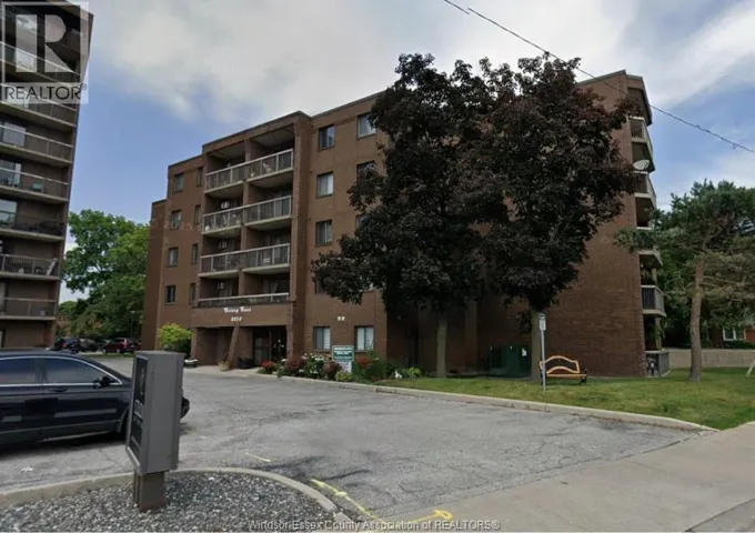3950 WYANDOTTE ST. EAST Unit# 505, Windsor, Ontario N8Y1G5