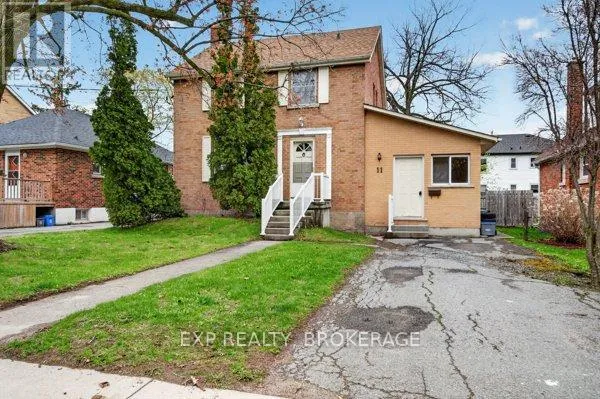 11 CARRUTHERS AVENUE, Kingston (Central City East), Ontario K7L1L9