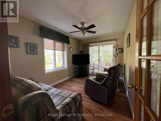 780