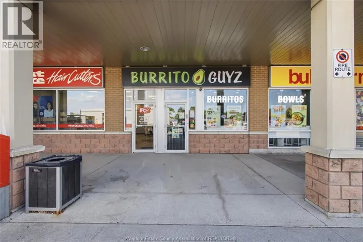 7201 TECUMSEH EAST, Windsor, Ontario N8T3K4