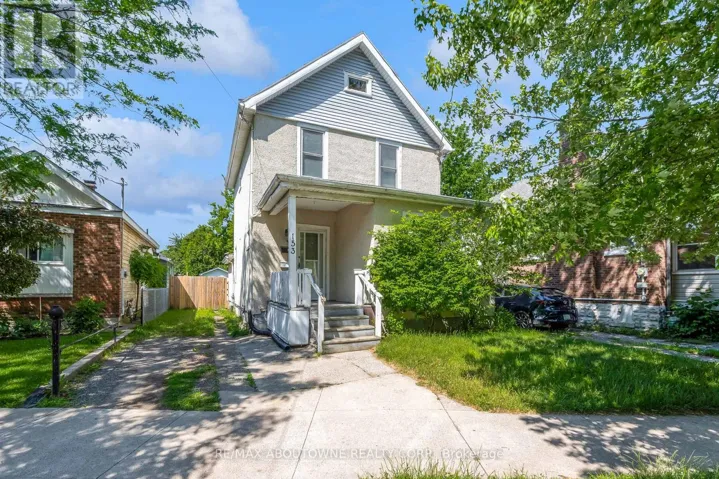 153 LAKE STREET, St. Catharines (Downtown), Ontario L2R5Y5