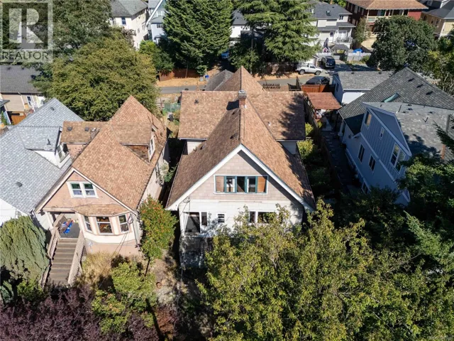 2329 Dowler Pl, Victoria, British Columbia V8T4H5