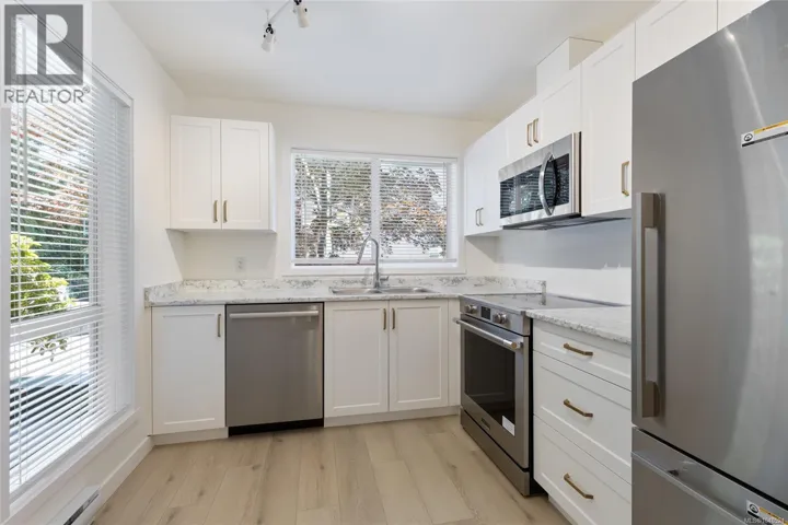 103 689 Bay St, Victoria, British Columbia V8T2H1