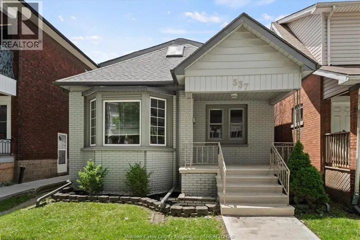 537 McEwan AVENUE, Windsor, Ontario N9B2E7
