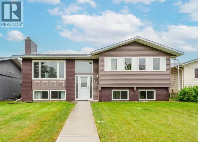 44 Whiteridge Place NE, Calgary, Alberta T1Y2Y6