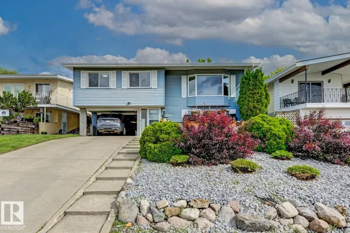 3504 102 AV NW, Edmonton, Alberta T5W0A3