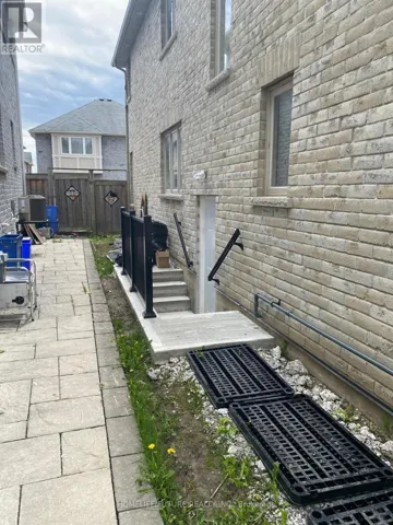 BSMT - 7 MCHUGH ROAD, Ajax (Northeast Ajax), Ontario L1Z0M8