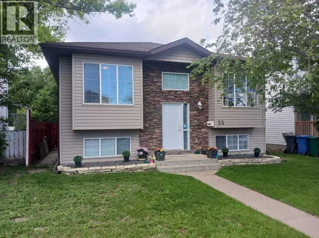 33 Peigan Court W, Lethbridge, Alberta T1K6J4