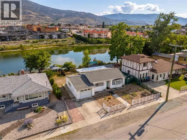 7816 89th Street, Osoyoos, British Columbia V0H1V0
