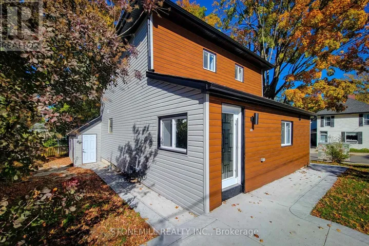 727 COLLEGE AVENUE, Woodstock (Woodstock - South), Ontario N4S2C7