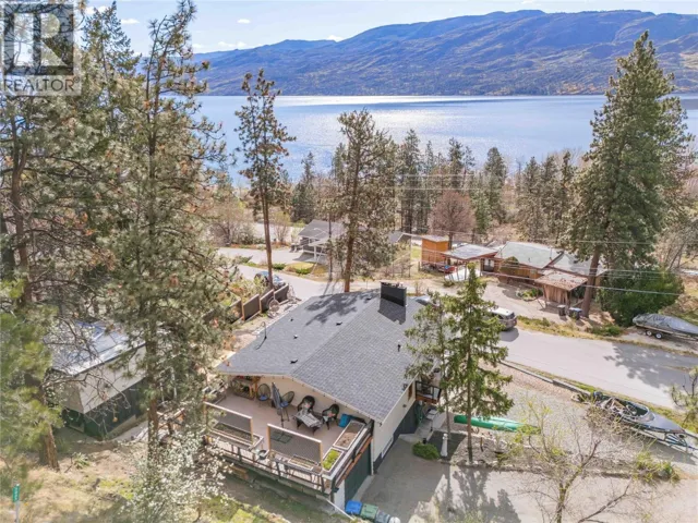3991 Desert Pines Avenue, Peachland, British Columbia V0H1X2
