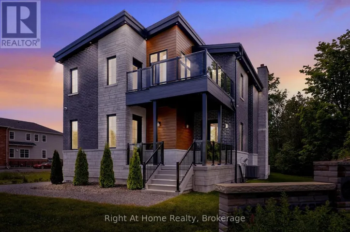 213 SUZANNE MESS BOULEVARD, Cobourg, Ontario K9A3L3