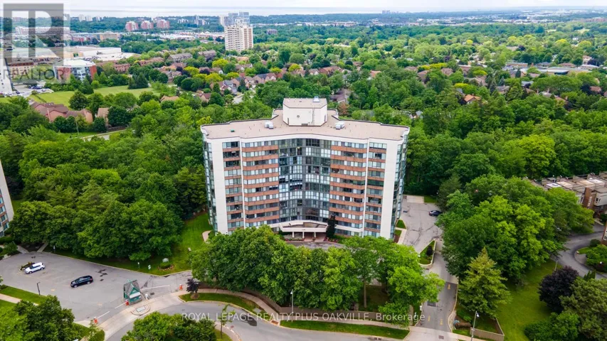 1006 - 1240 MARLBOROUGH COURT, Oakville (CP College Park), Ontario L6H3K7