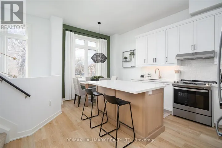 53 WOOD STREET E, Hamilton (North End), Ontario L8L3Y2