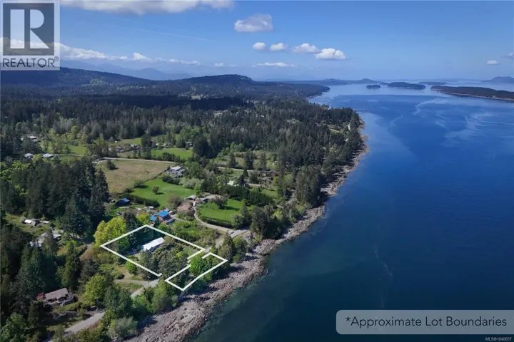 760 Walkers Hook Rd, Salt Spring, British Columbia V8K1N5