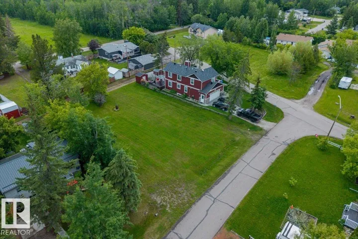 4707 43 ST, Rural Lac Ste. Anne County, Alberta T0E0A0