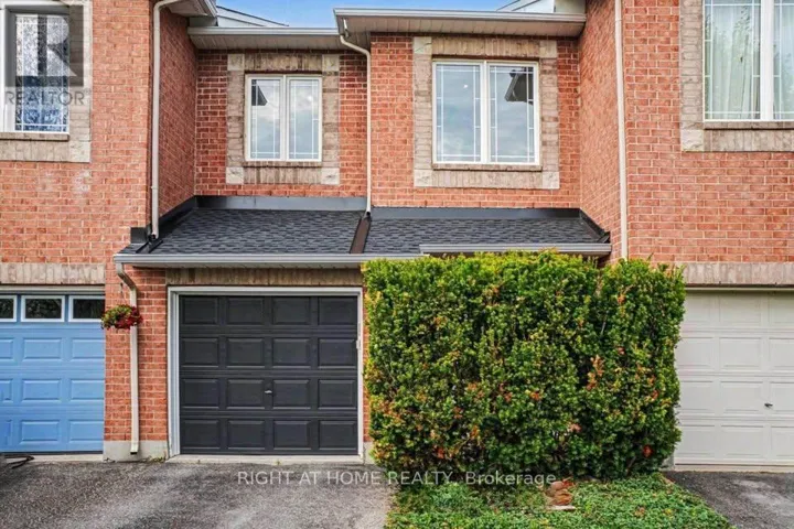 2064 DUNOLLIE CRESCENT, Ottawa, Ontario K2W1H6
